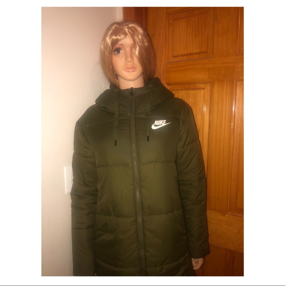 🛑 SOLD🧥Nike Reversible down jacket
